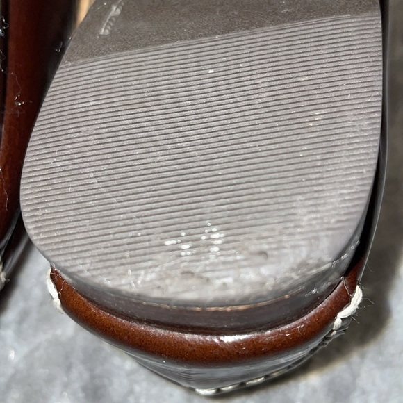 Franco Sarto 2 Tone Patent Leather Kody Flats Adorned w Large buckle design - Picture 12 of 13